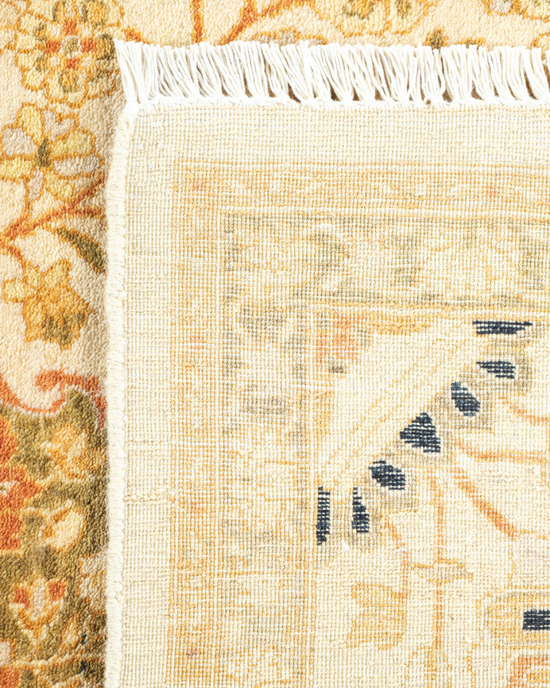 Allison, One-of-a-Kind Hand-Knotted Area Rug Ivory, 6'2"x9'0"