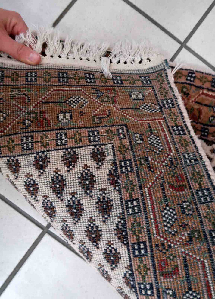 Handmade Vintage Indian Seraband Rug 1.8'x2.9', 56cmx89cm 1970s