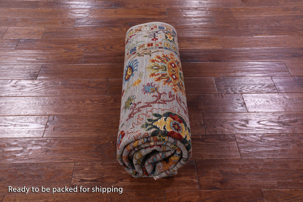 Hand Knotted Persian Tabriz Rug 5' 7" X 8' 2" Q10576