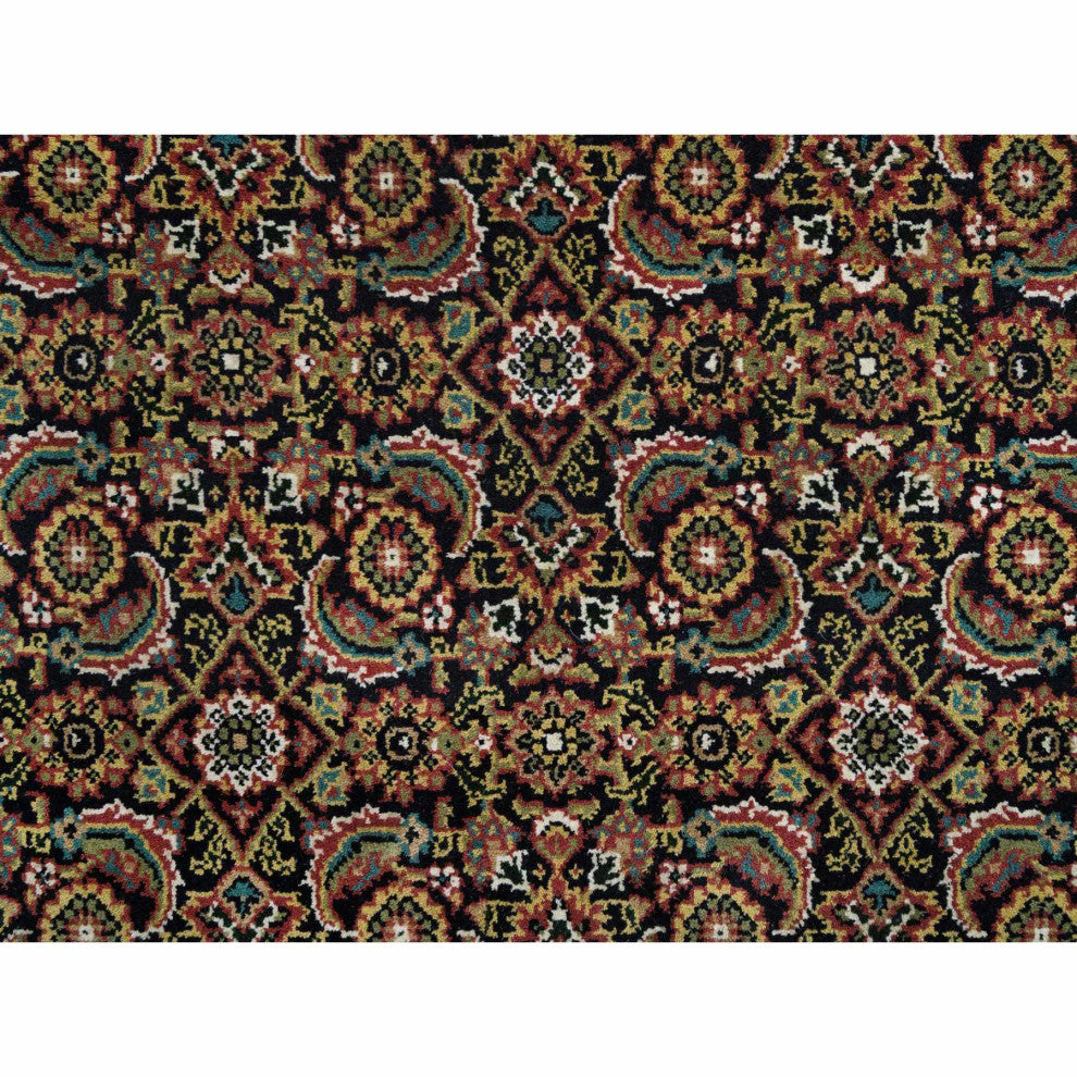 Asphalt Black 175 KPSI 100% Wool Hand Knotted Herrita Design Rug, 4'1"x5'9"