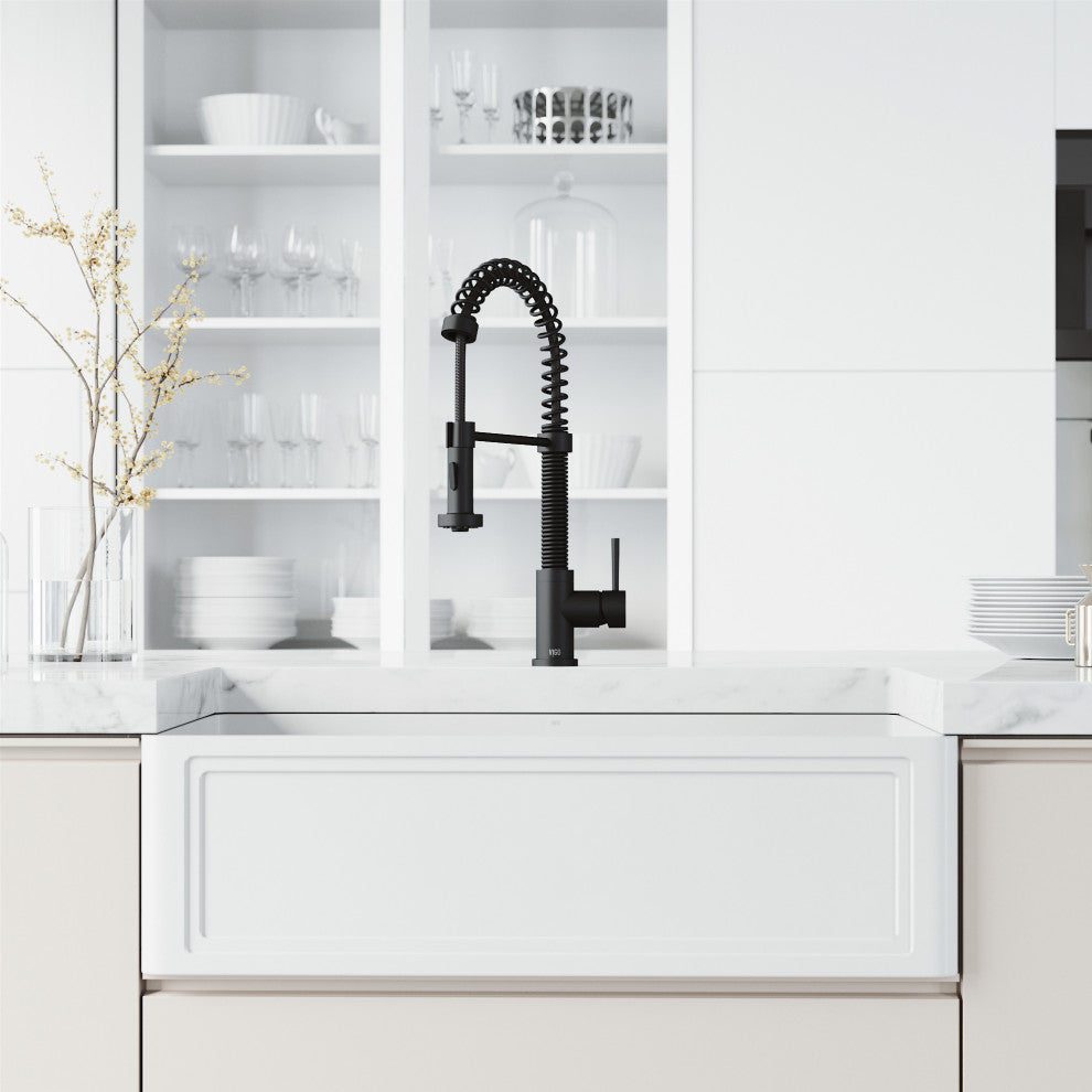 VIGO Edison 19" H Single Handle Pull-Down Sprayer Kitchen Faucet, Matte Black, No Sensor, Without Extras