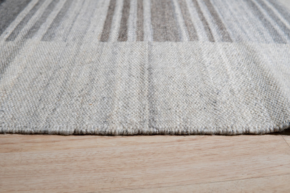 EORC Gray Hand Woven Wool And Viscose Reversible Flat Weave Durry Rug 4'x6'