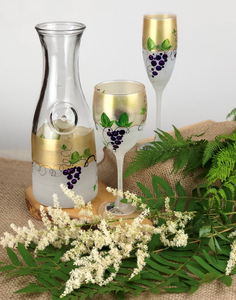 Grapes 'n Vines Champagne Glasses, Set of 2