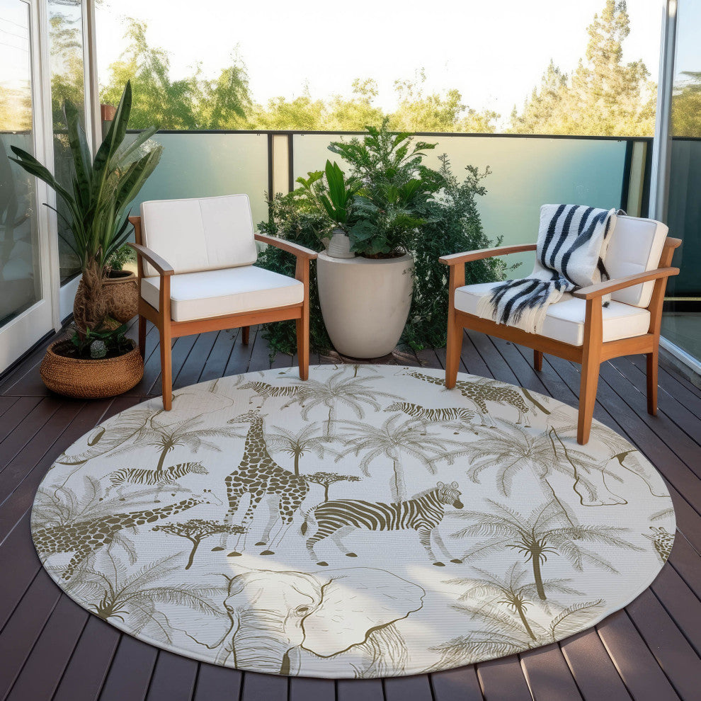 Indoor/Outdoor Tropics TC7 Grey Machine Washable 8' x 8' Round Rug