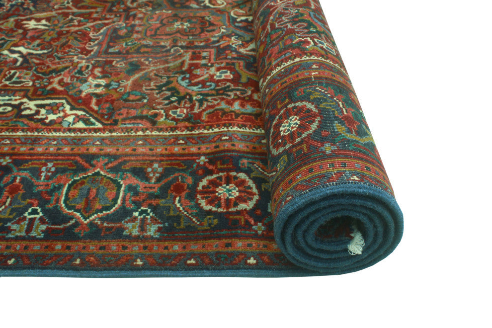 Fine Vintage Heriz Esra Red/Ivory Rug, 6'9 x 9'5