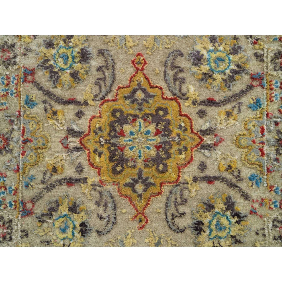 Khaki The Sunset Rosettes Wool and Silk Hand Knotted Mat Oriental Rug 2'x3'