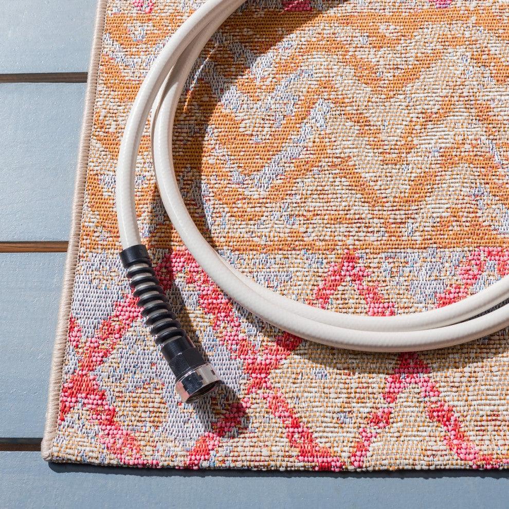 Safavieh Summer Collection, SMR497 Indoor/Outdoor Rug, Gold/Blue, 5'3"x7'6"