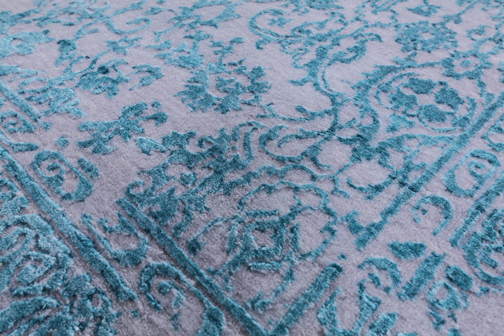 8' 1" X 10' 2" Persian Wool and Silk Hand-Knotted Rug Q6241