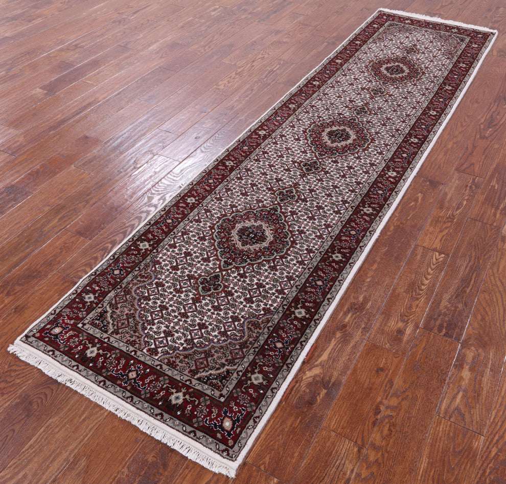 2' 7" X 10' 3" Runner Wool & Silk Persian Tabriz Hand Knotted Rug - Q13026