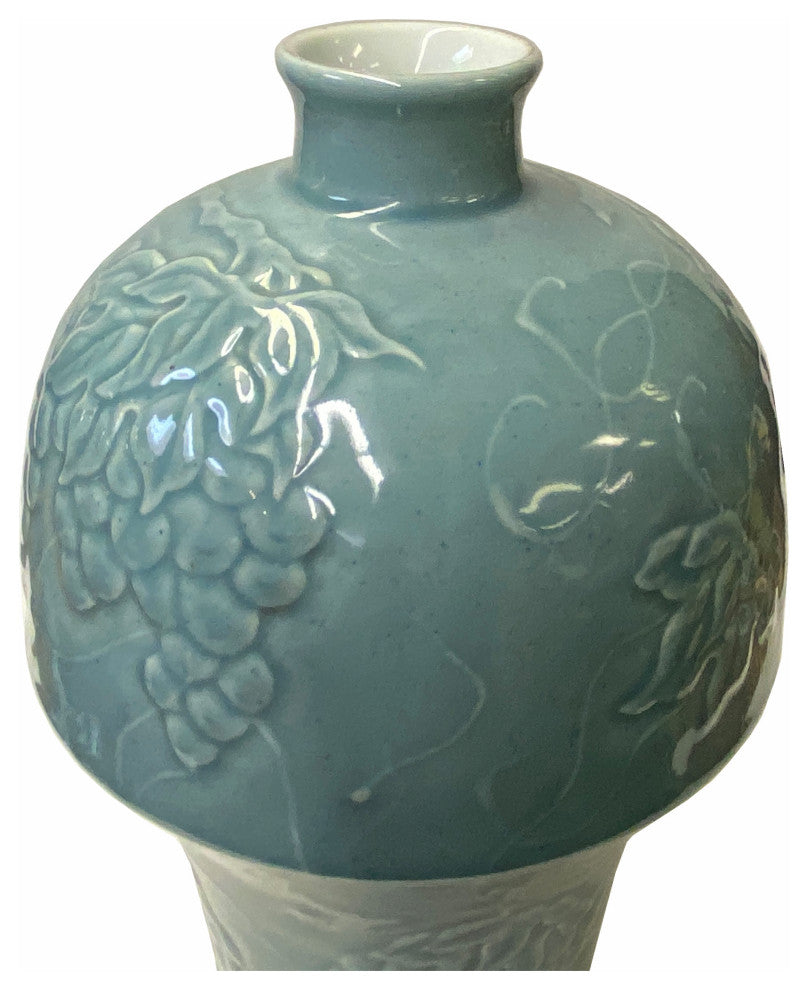 Handmade Oriental Pastel Blue Porcelain Vase with Grapes Motif Hws1831