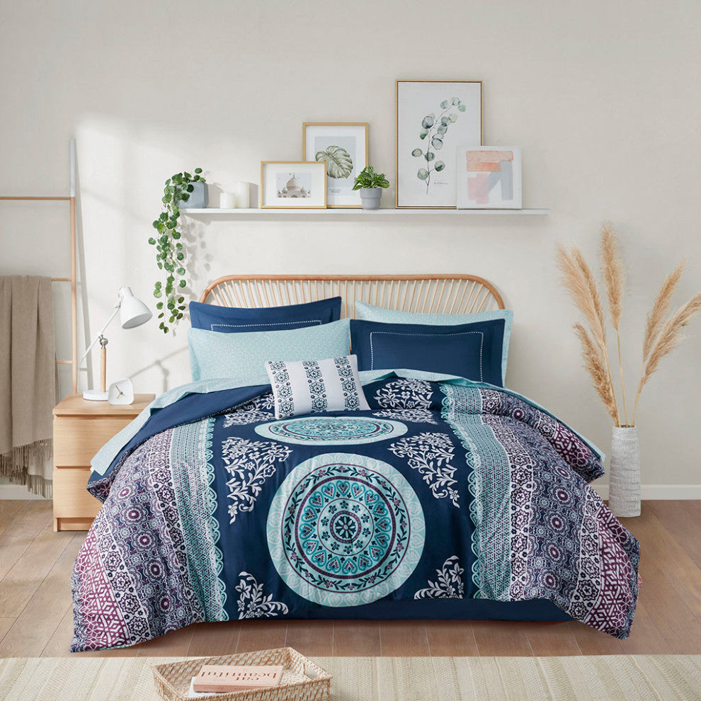 Intelligent Design Loretta Boho Comforter Set With Bed Sheets, Navy