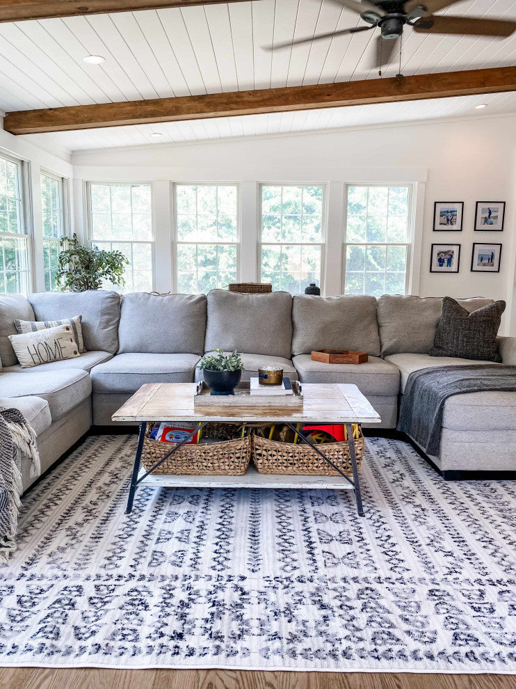 Hauteloom Greig Area Rug, Black/Charcoal/Light Gray, 7'10"x10'