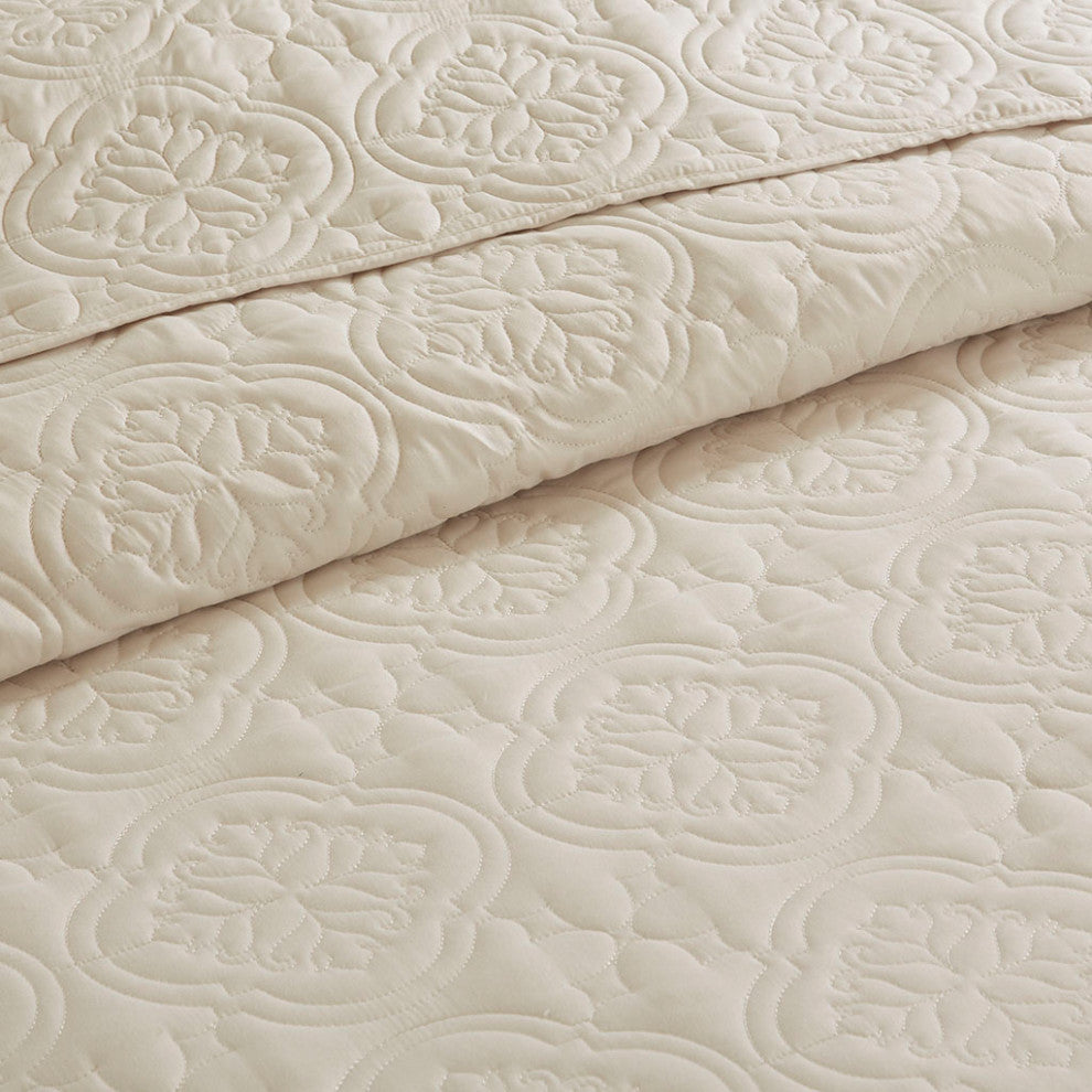 510 Design Oakley Quilted Oversized 3-Piece Bedspread Set, Cream, Full/Queen