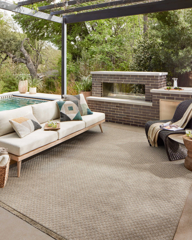 Loloi II In / Out Dawn Natural 3'-9" x 5'-9" Accent Rug