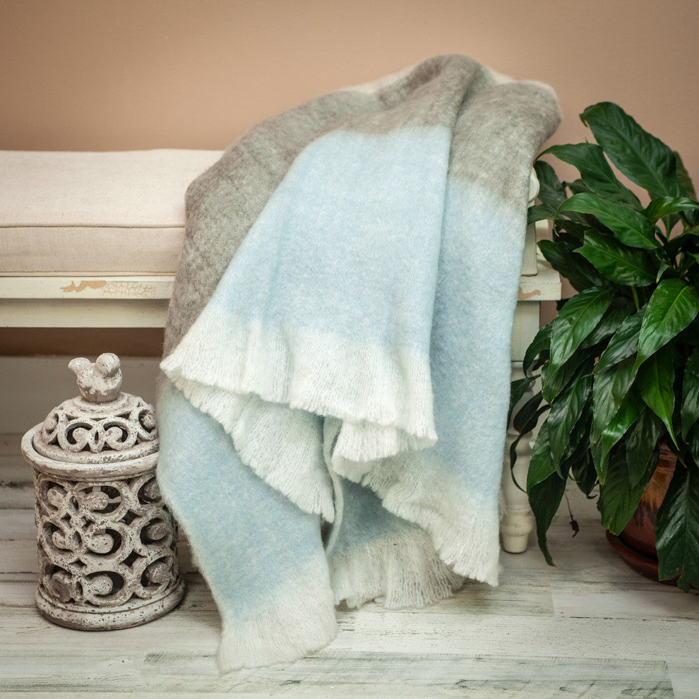 Parkland Collection Larco Transitional Multi 52" x 67" WOVEN HANDLOOM Throw