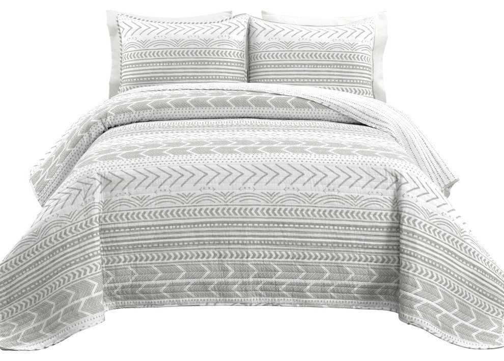 Hygge Geo 3-Piece Quilt Set, Gray/White, Full/Queen