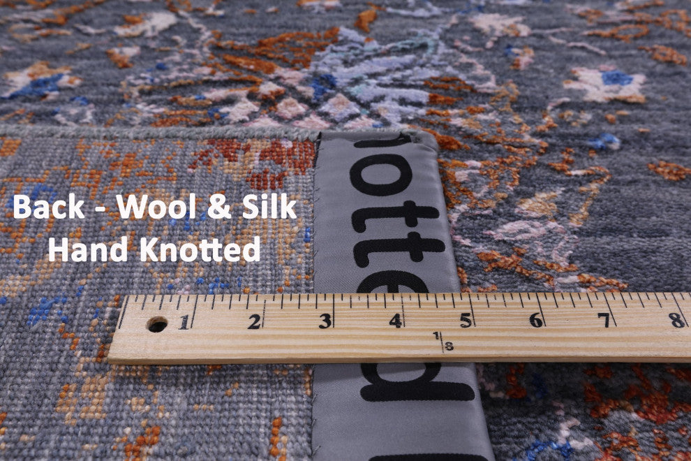 7' 11" X 10' 3" Modern Handmade Wool and Silk Rug Q8711