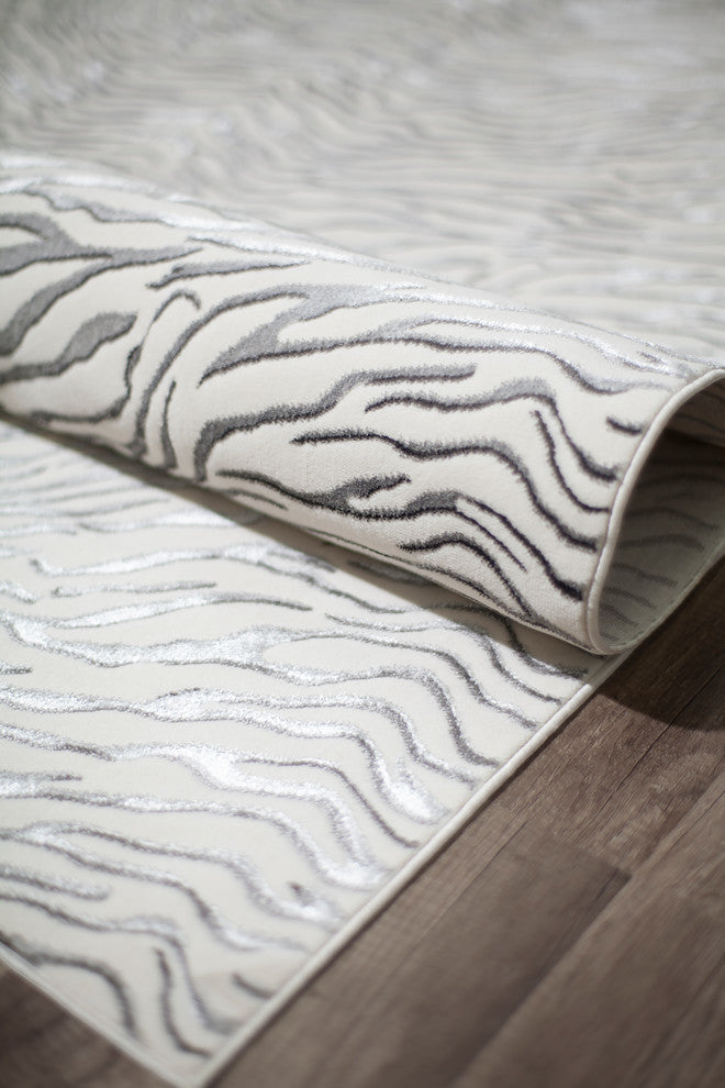 Natura Transitional Modern Animal Print Area Rug, White Tiger, 5'' X 7''