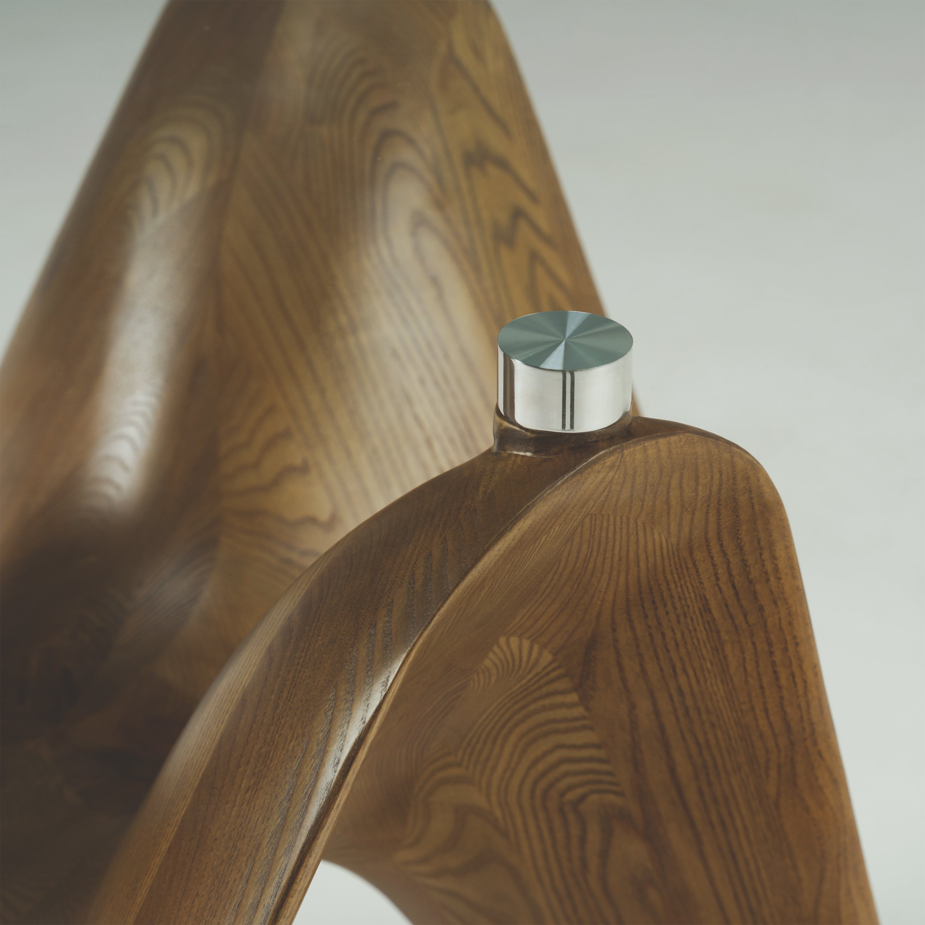 Modrest Seguin Round Glass + Walnut Dining Table