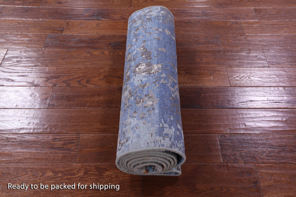 2' 7" X 10' 3" Hand Knotted Wool and Silk Abstract Runner Rug Q9428