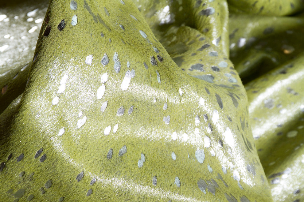 6'x7' Scotland Cowhide Rug, Lime and Silver