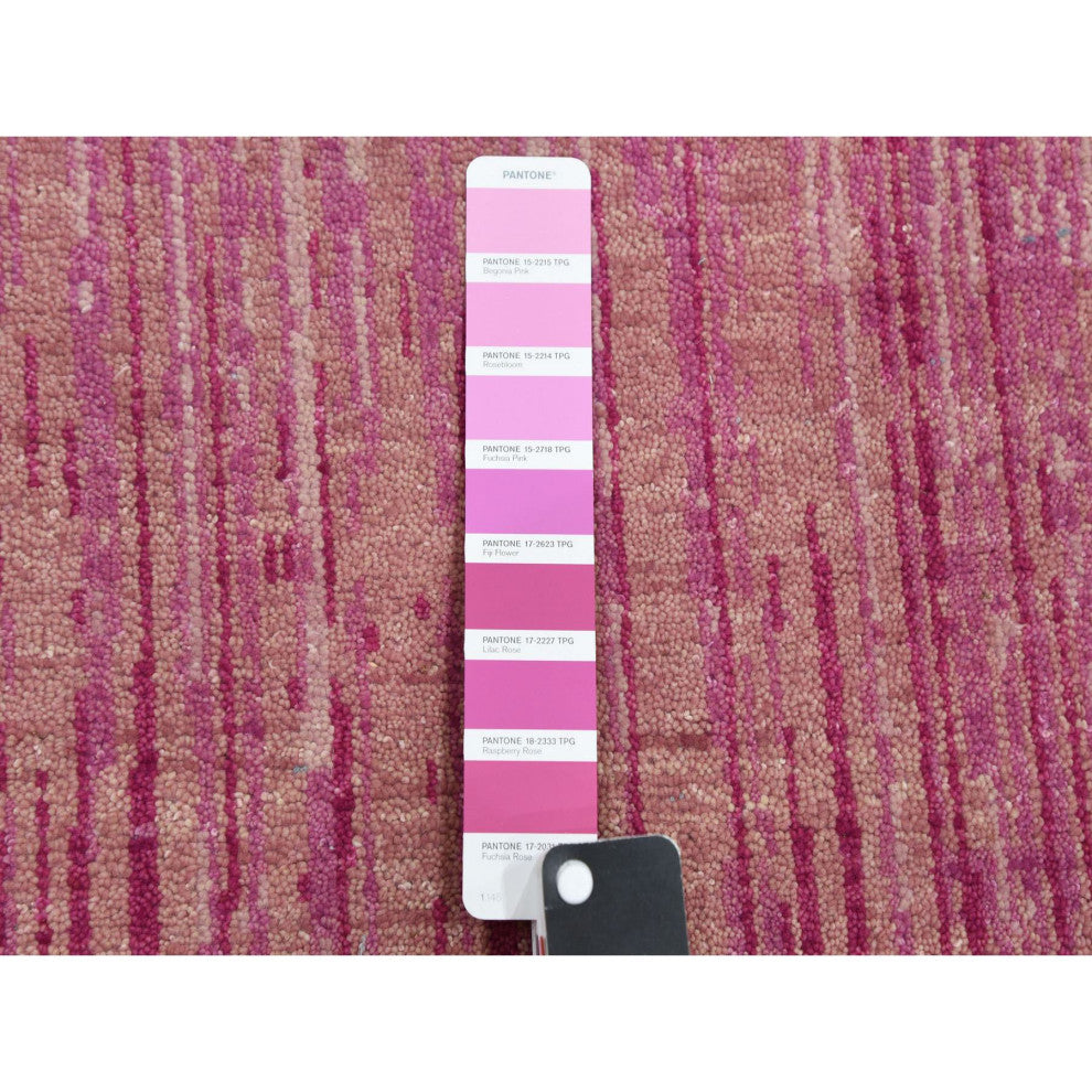 Pink Hand Knotted Vertical Ombre Design Natural Wool Runner Rug, 2'7"x8'4"