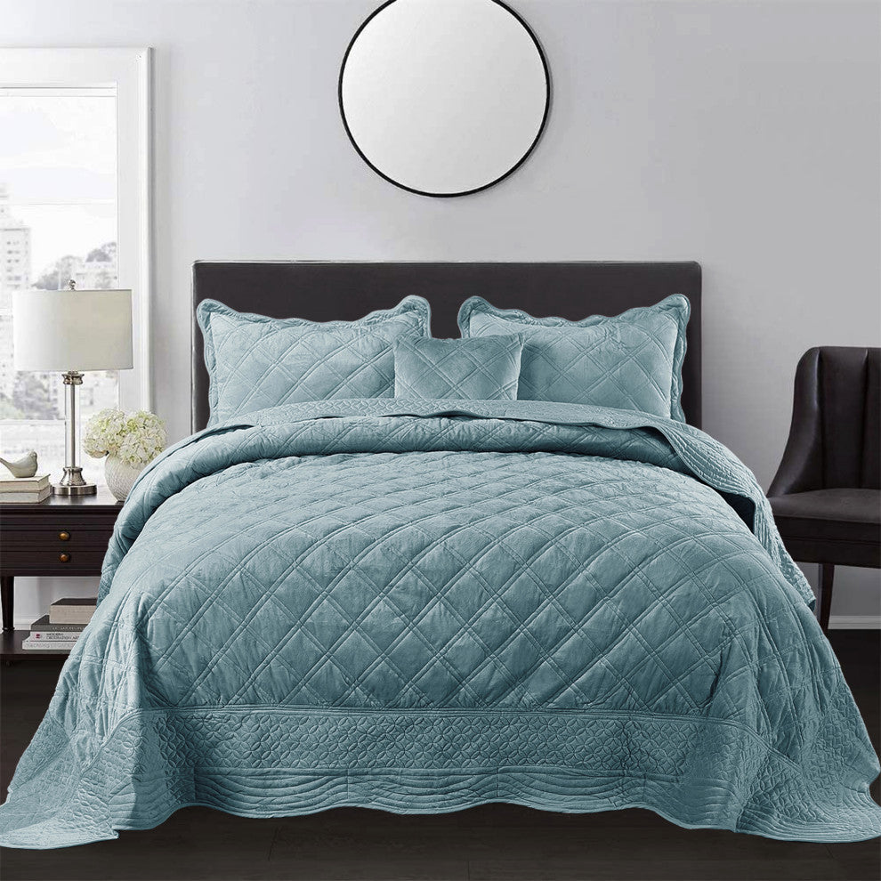 Supersoft Microplush Quilted 4-Piece Bed Spread Set, Silver Blue, Queen