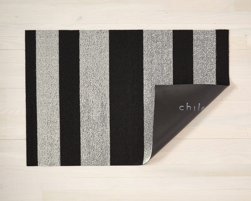 Bold Stripe Shag Mat, Black and White, 18"x28"