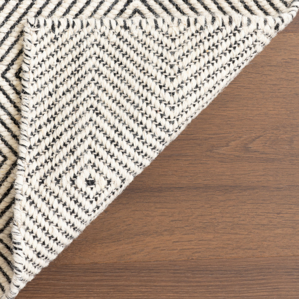 Nuloom Hand-Tufted Trellis Rug, Ivory 4'x6'