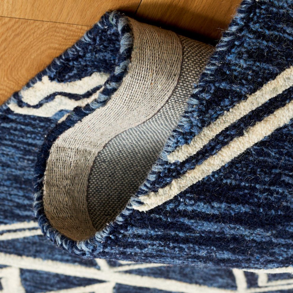 Safavieh Couture Abstract Collection, ABT851 Rug, Navy/Ivory, 5'x8'