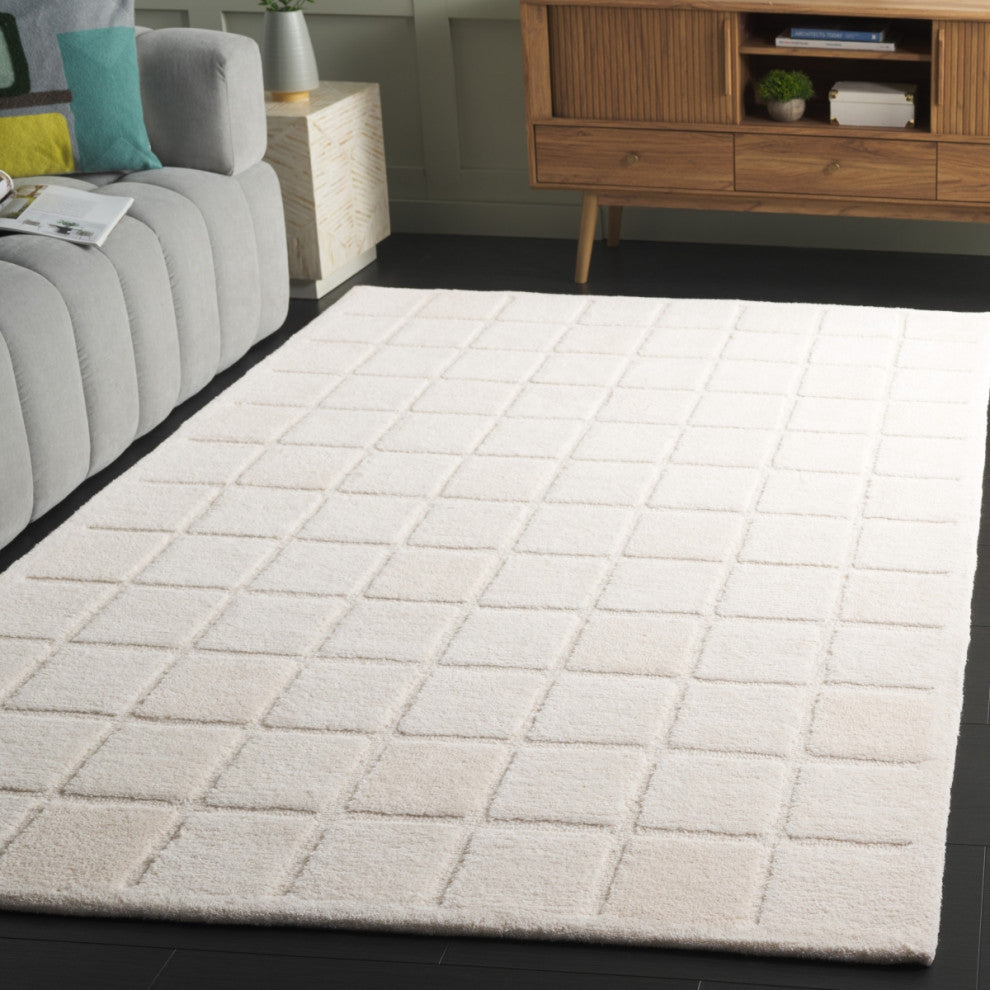 Safavieh Mykonos Collection MKN410 Rug, Ivory, 8'x10'