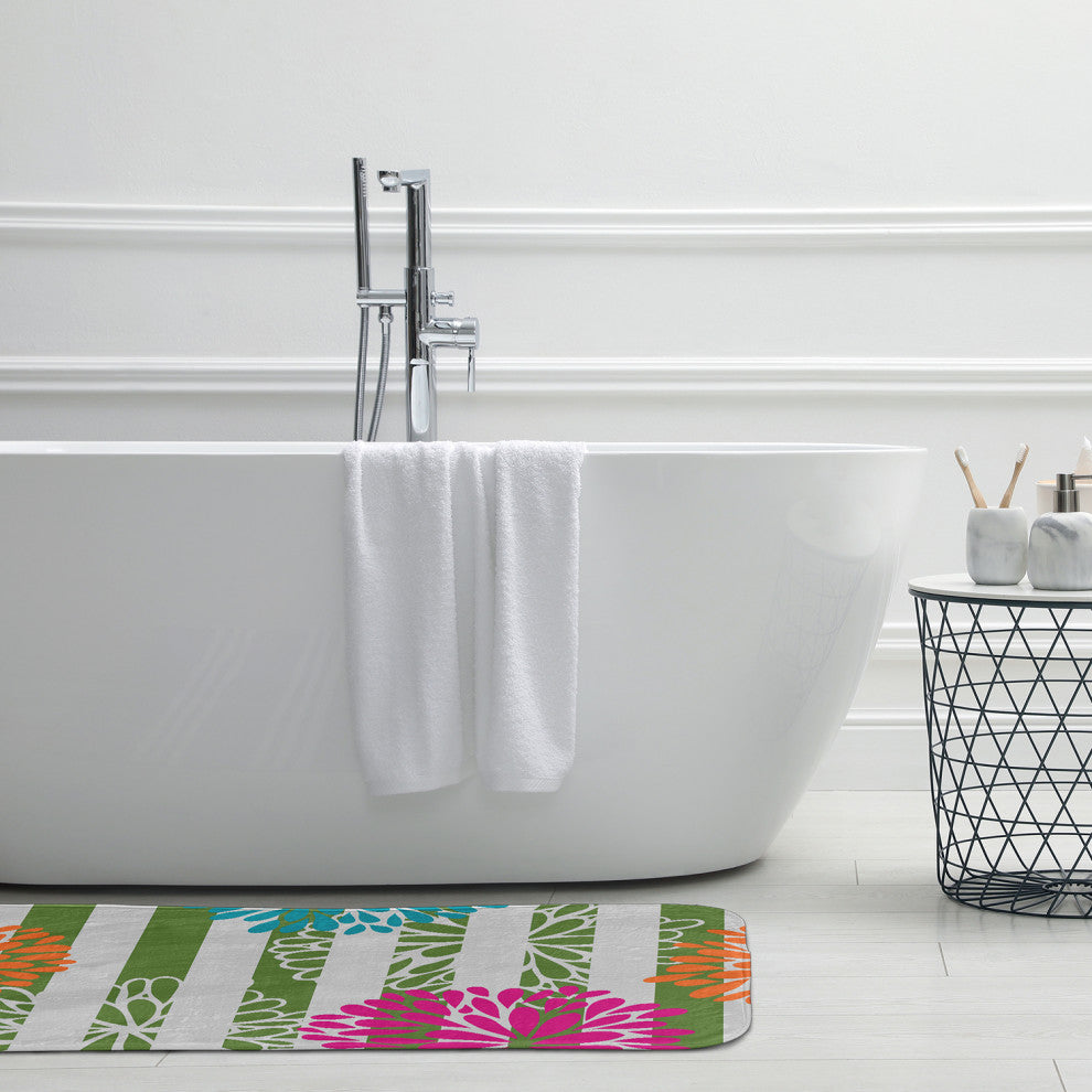 24" x 17" Flower Bursts Bathmat, Green