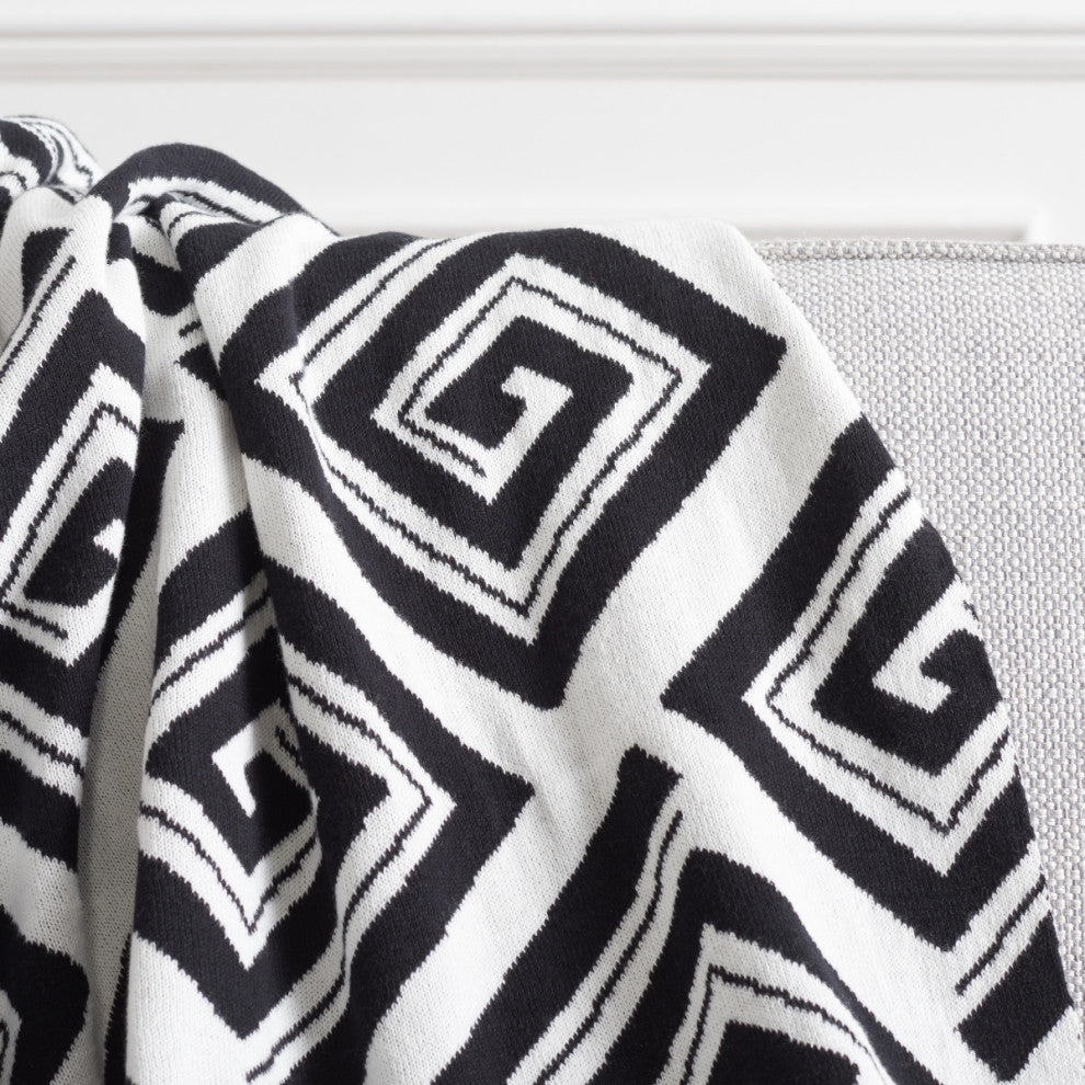 Safavieh Veda Throw, Black/Ivory