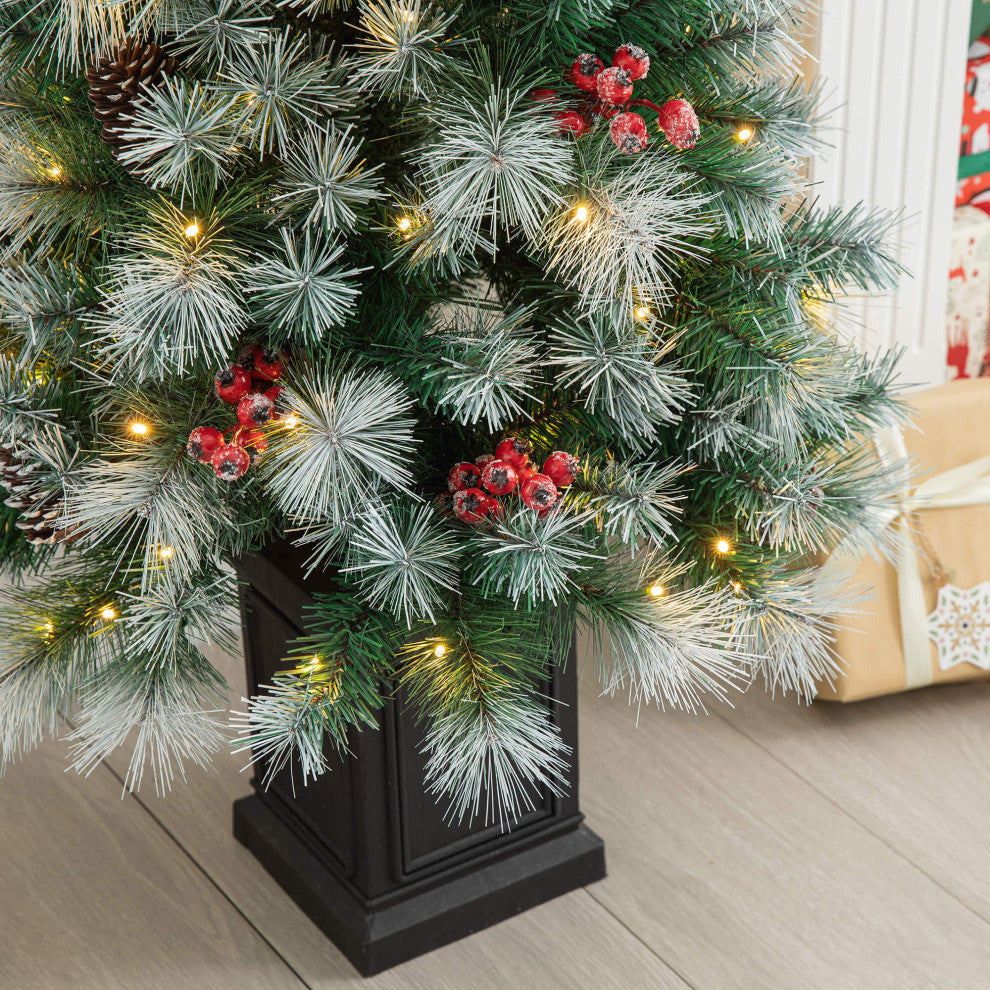 Pre-Lit Pine Artificial Christmas Tree, 5', Pinecones/Berries