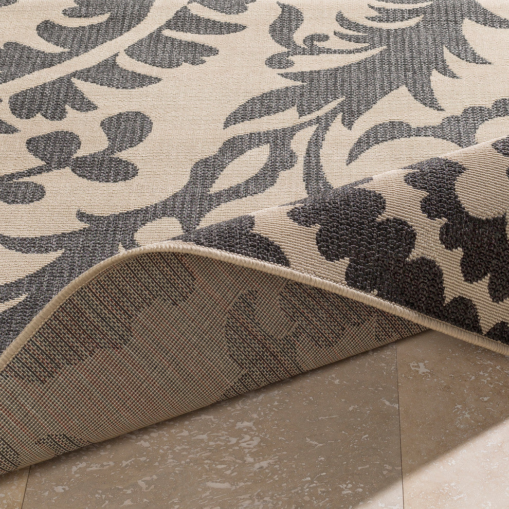 Alfresco Area Rug, 7'3" Round