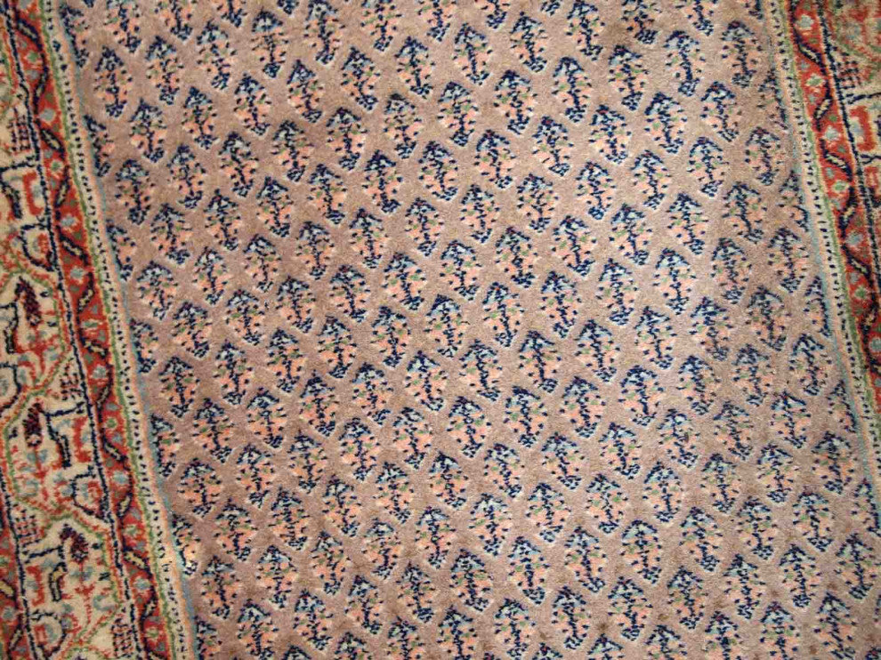 Handmade Vintage Indian Seraband Runner 2.4'x9.8', 74cmx301cm 1970s