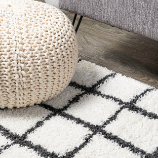 Arenal Geometric Grid Shag, White/Black, 3'x5'