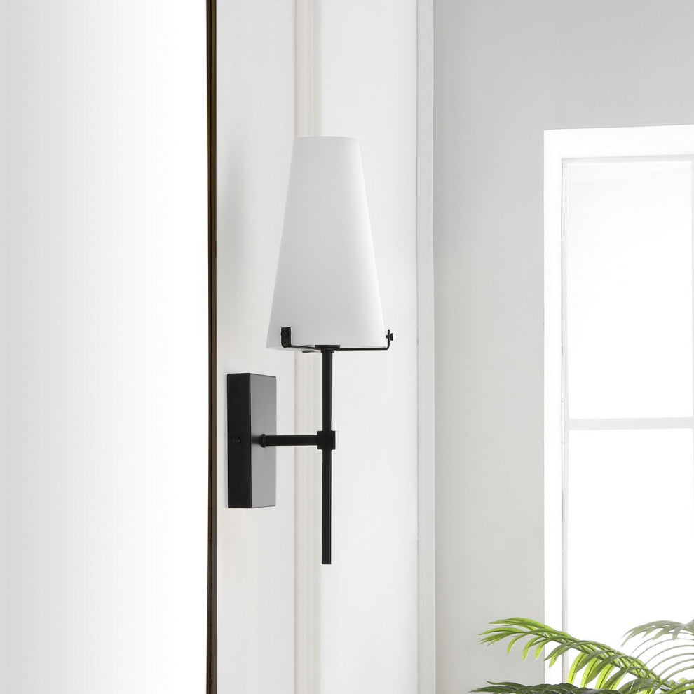 Safavieh Nanda 6.75" Wall Sconce, Black
