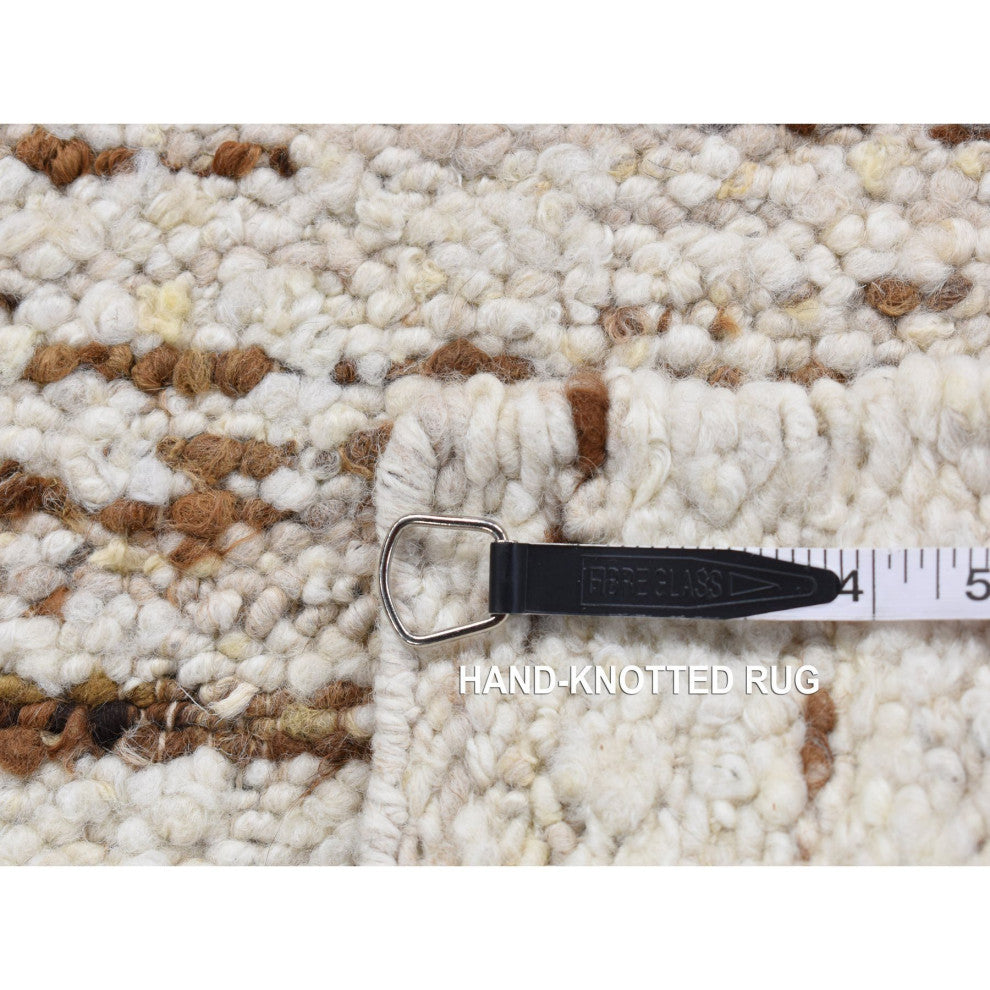 Ivory Modern Minimalist Design 100% Wool Hand Knotted Square Rug 1'8"x1'8"
