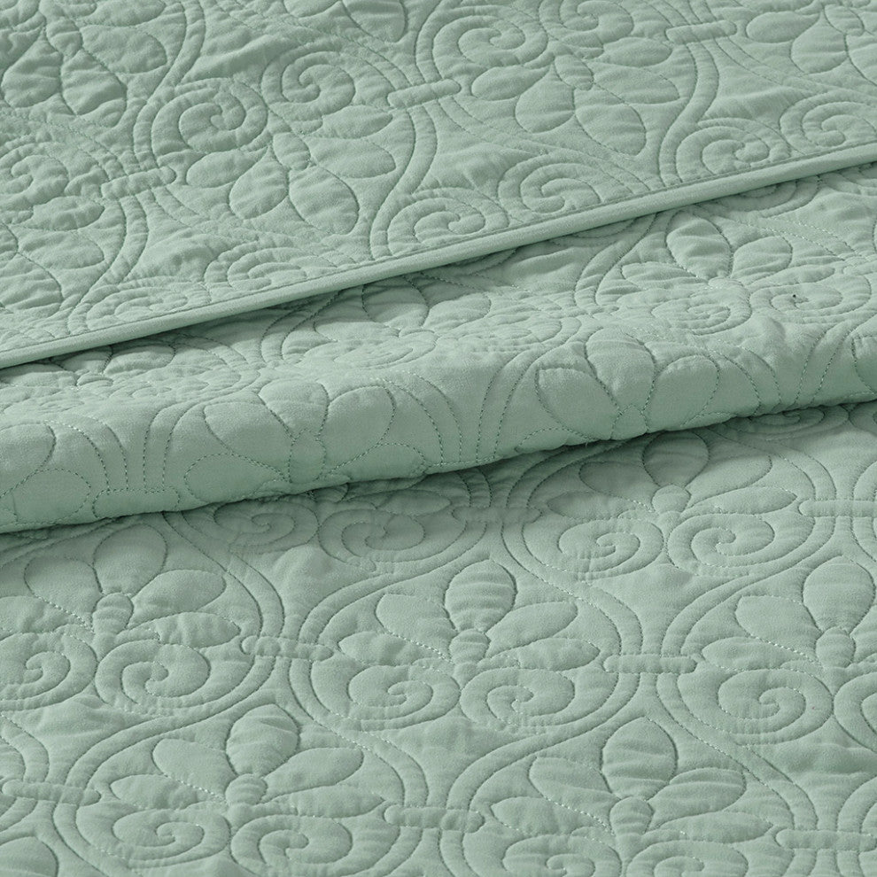 Madison Park Quebec Reversible Bedspread Set, Seafoam