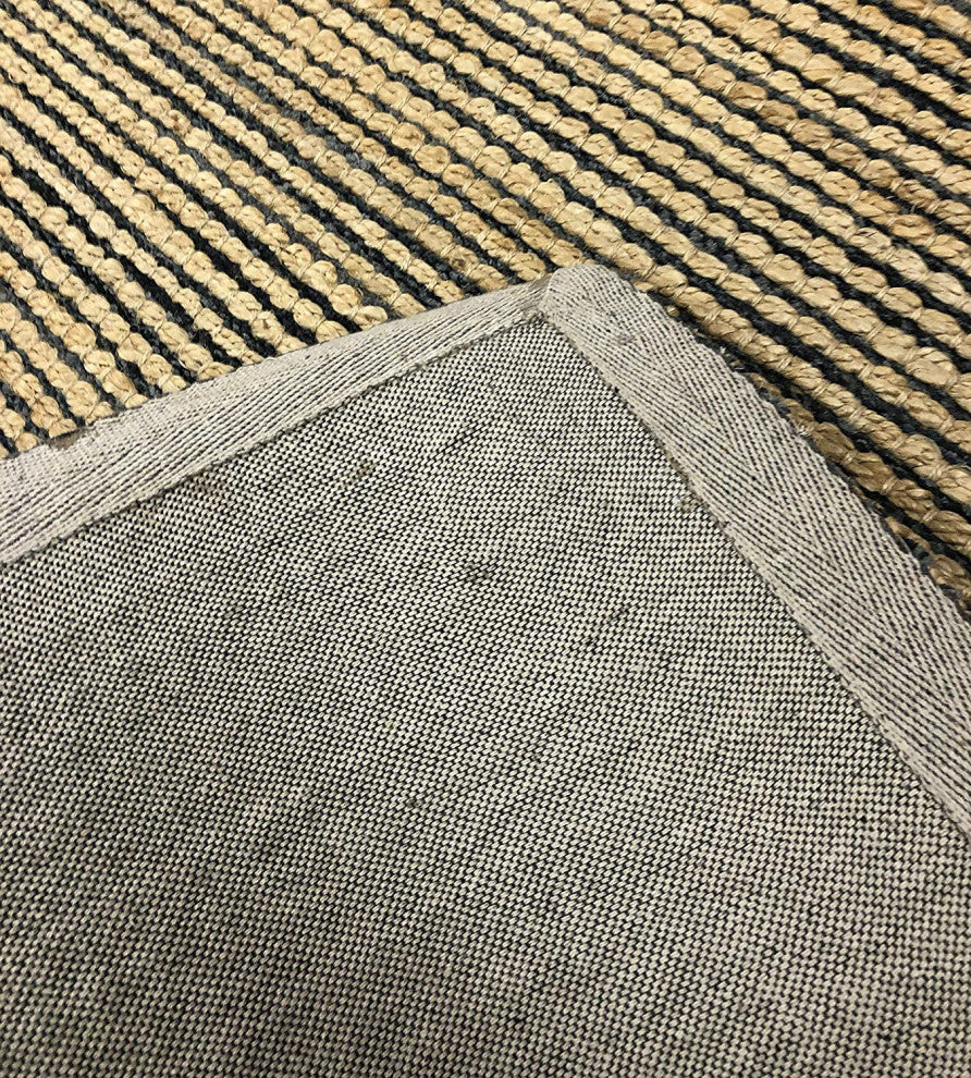5" x 7" Deep Gray and Tan Interwoven Area Rug