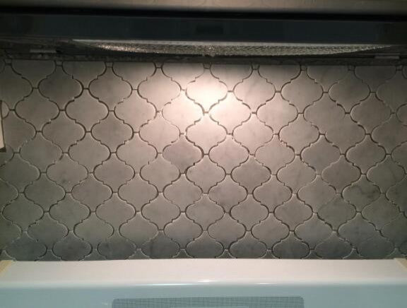 Carrara White Marble Arabesque Baroque Lantern Mosaic Tile Honed Medi, 1 sheet