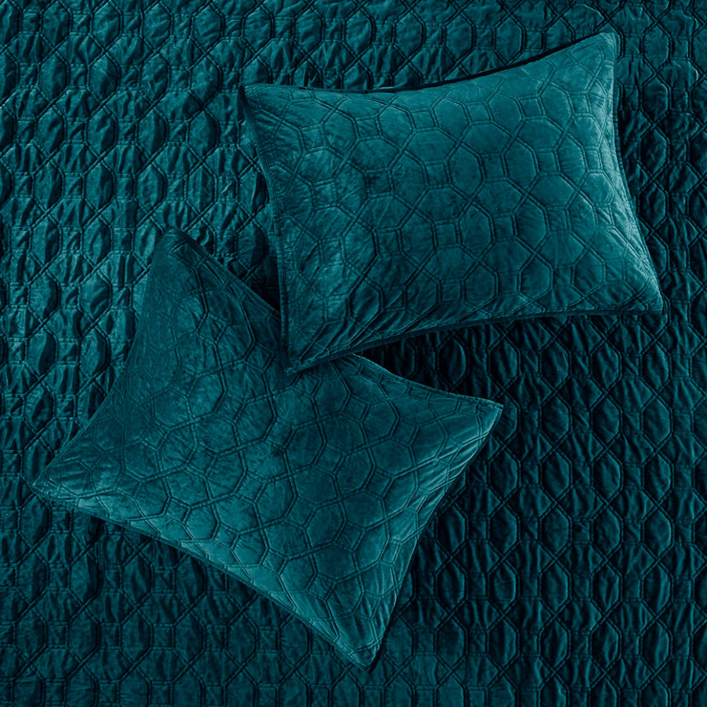 Madison Park Harper 3 Piece Velvet Quilt Set, Teal