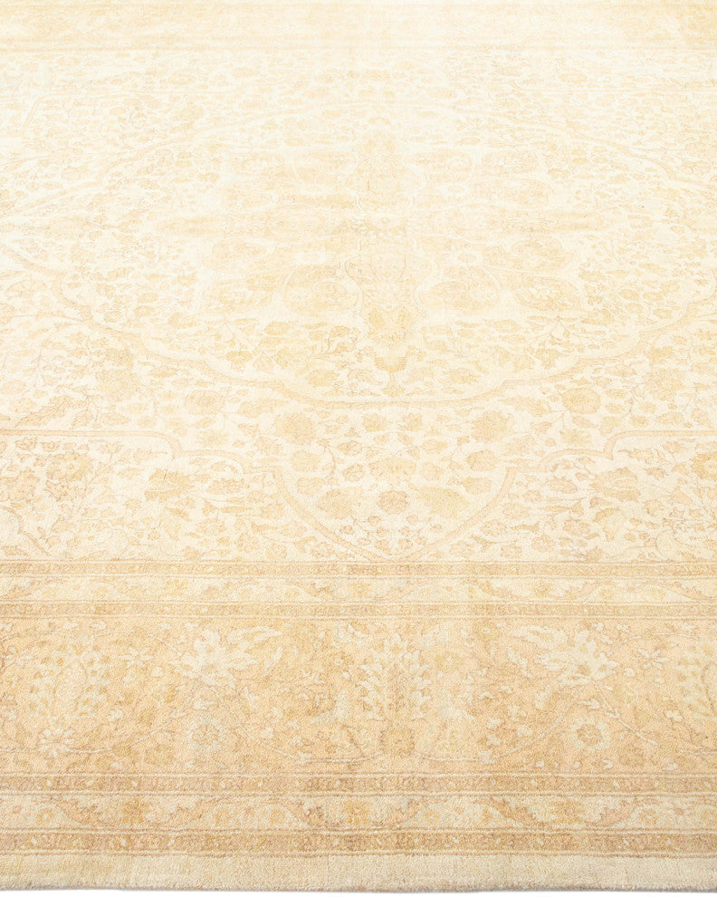 Alaina, One-of-a-Kind Hand-Knotted Area Rug Ivory, 8'4"x10'4"