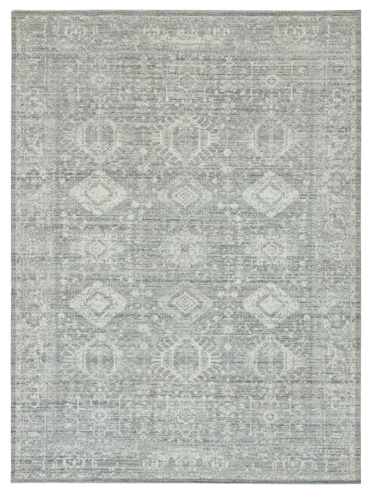 Cloudy Gray Karajeh Design 100% Wool Hand Loomed Oriental Rug, 8'11"x12'