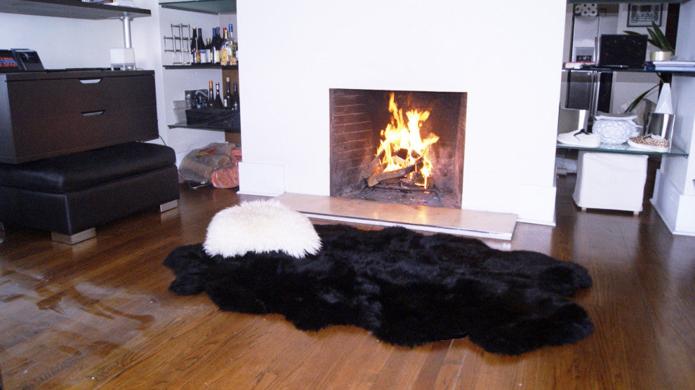 HomeRoots 48" x 72" x 2" Black Quattro Sheepskin Area Rug