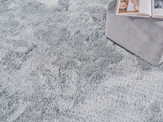 Sumo Shag Handloomed Polyester/Microfiber Light Blue Area Rug, 2'x3'