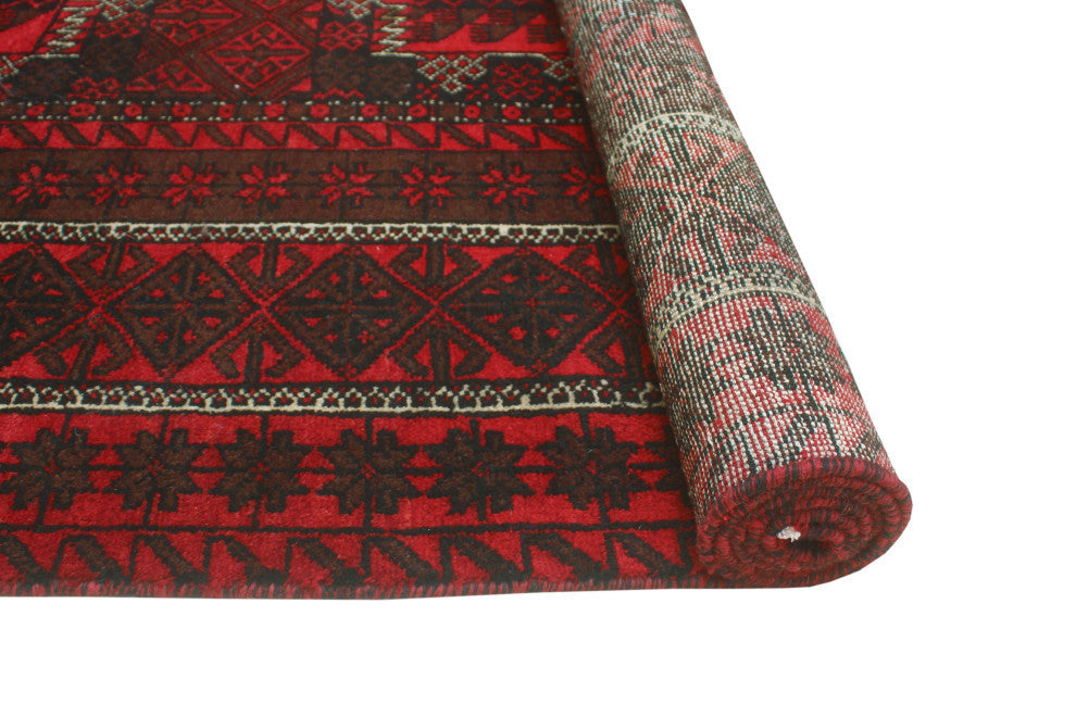 Vintage Distressed Florid Red/Charcoal Rug, 3'10x7'3