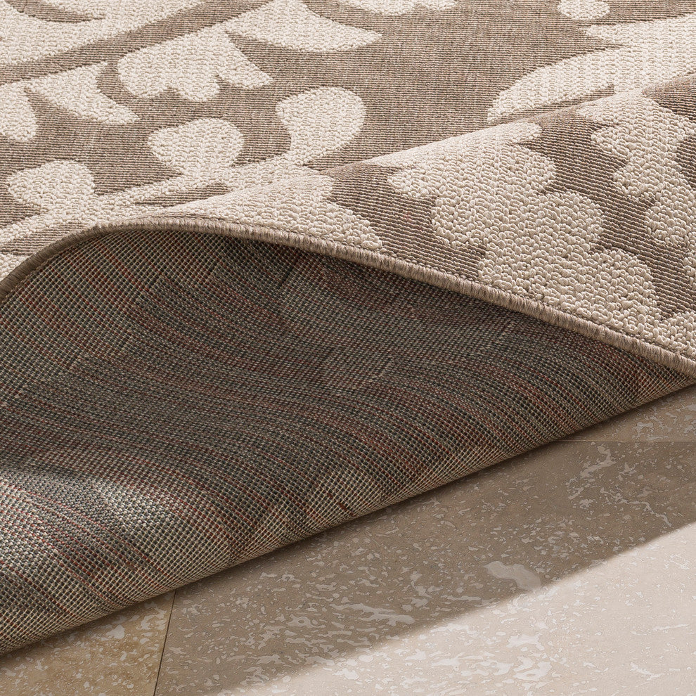 Alfresco Rug, 7'3" Round