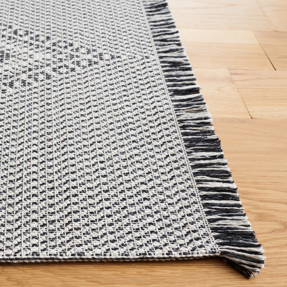 Safavieh Augustine Collection, AGT502 Rug